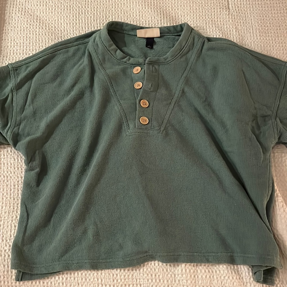 Casual button tshirt